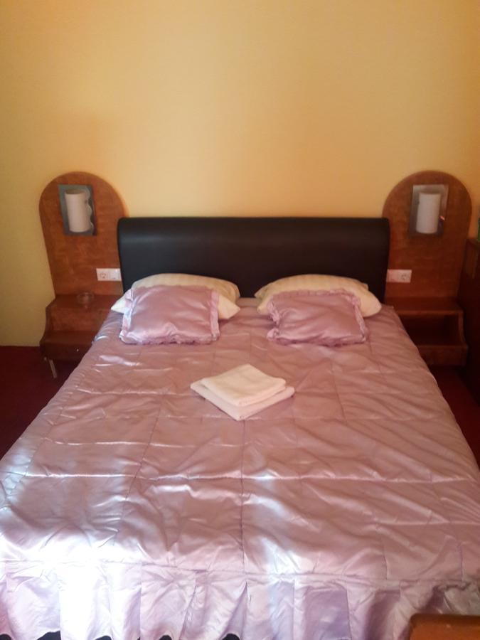 Jet Star Motel Zivinice Екстериор снимка